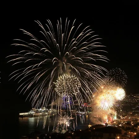 In 2n * Funchal (Madeira)