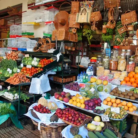 In 2n * Funchal (Madeira)