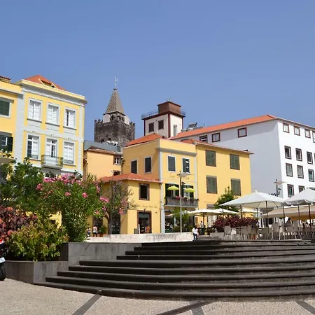 In 2n Apartment Funchal (Madeira)