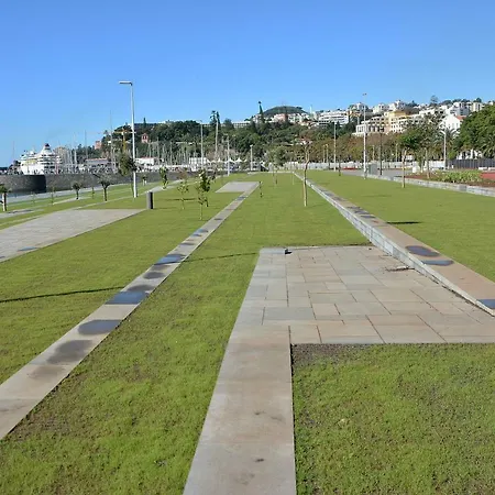 Lägenhet In 2n Funchal (Madeira)